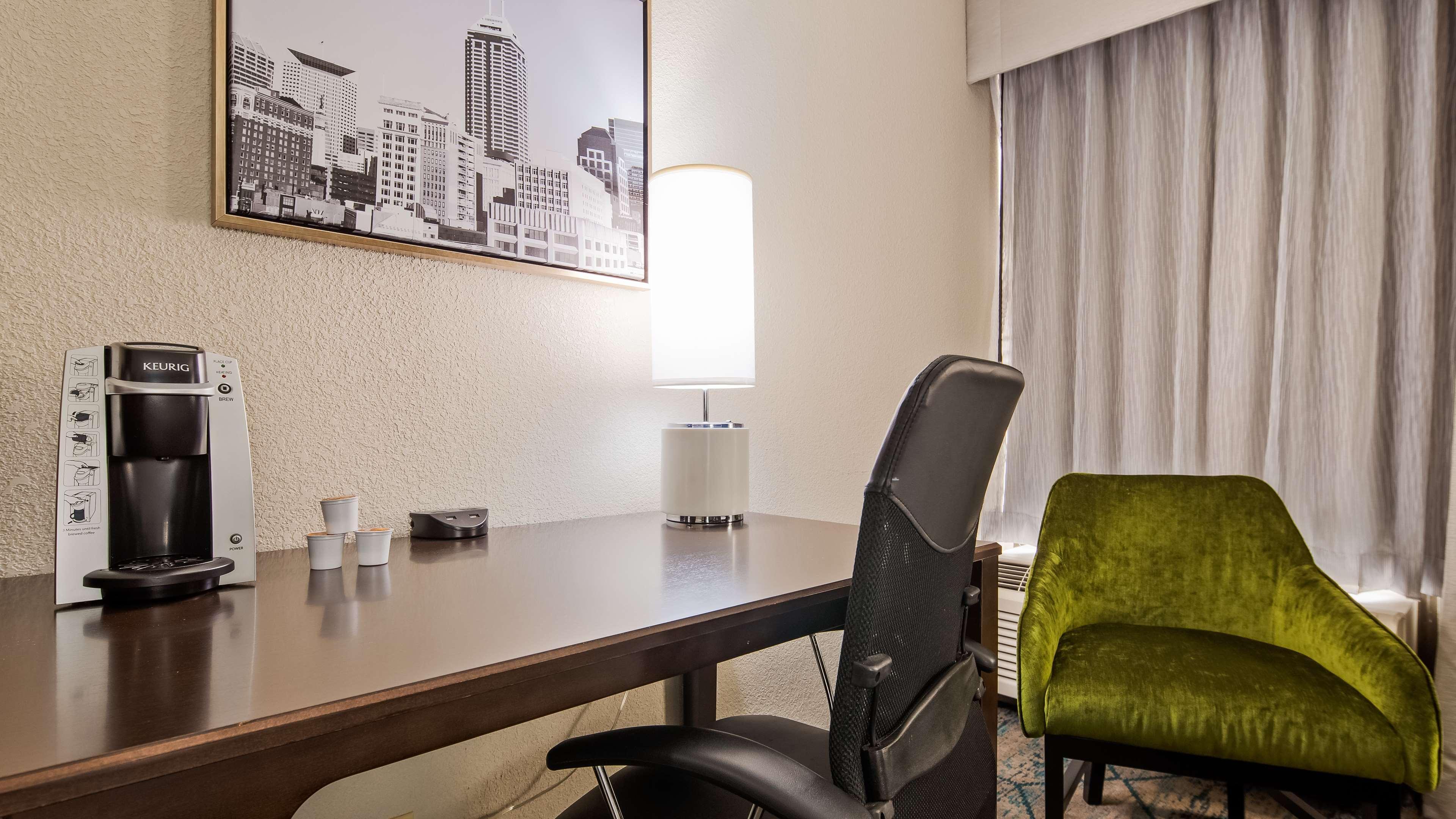 Best Western Plus Canyon Pines Огдън Екстериор снимка